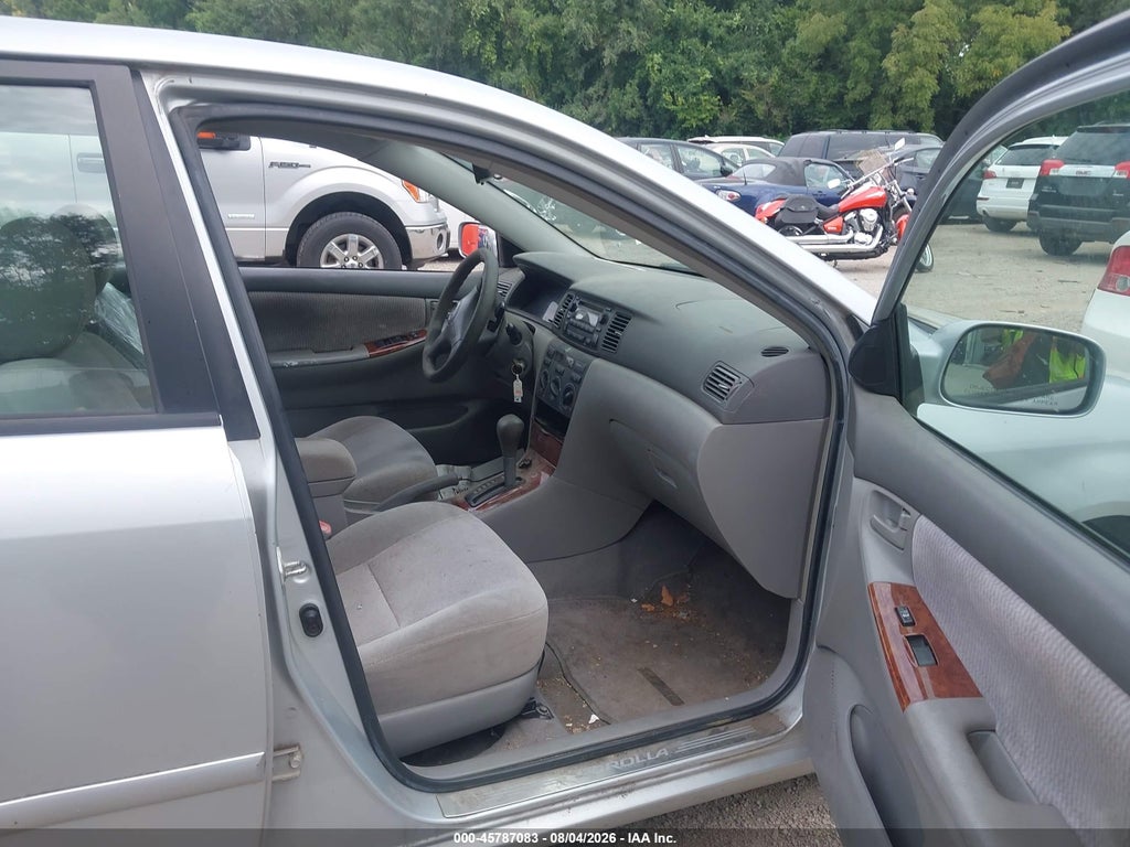 2006 Toyota Corolla LE photo 5