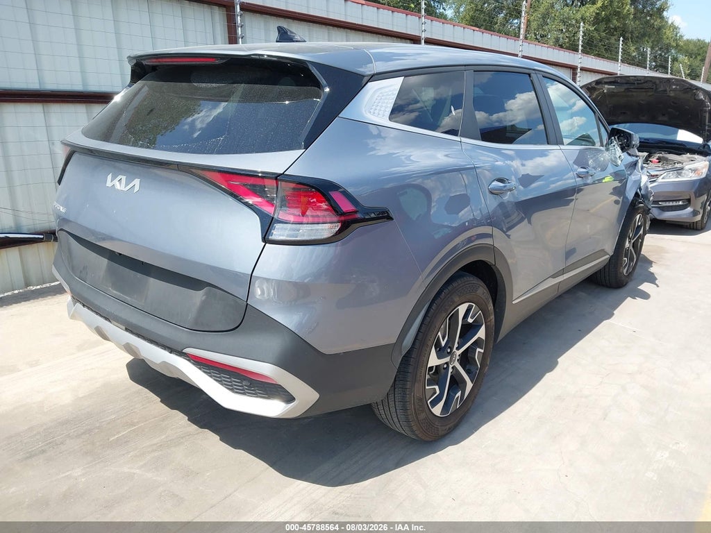 2023 Kia Sportage EX photo 4