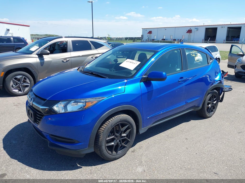 2018 Honda HR-V LX photo 2