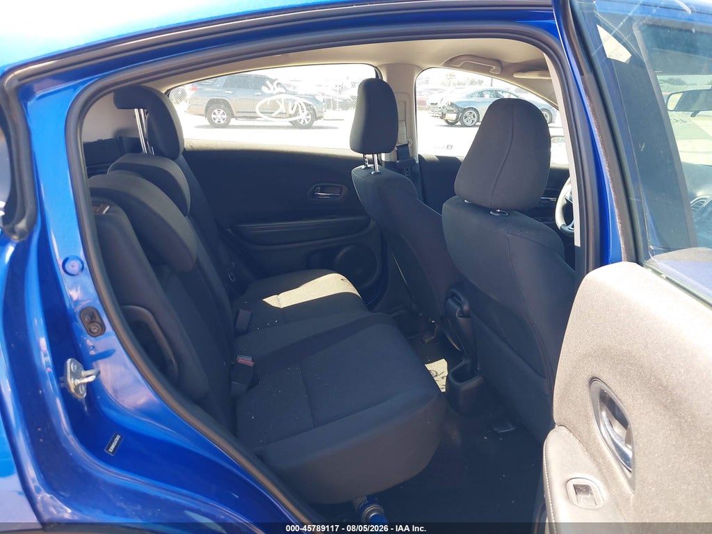 2018 Honda HR-V LX photo 8