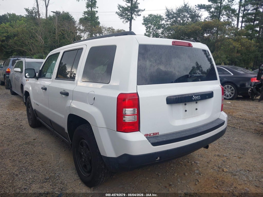 2016 Jeep Patriot Sport photo 3