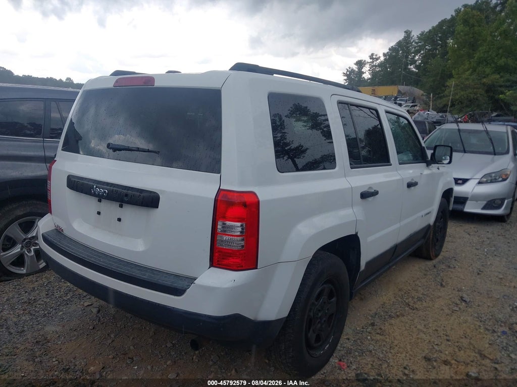 2016 Jeep Patriot Sport photo 4