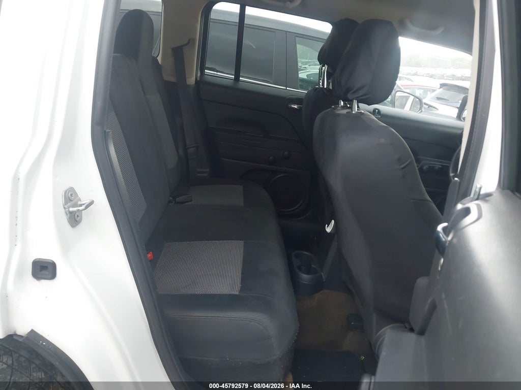 2016 Jeep Patriot Sport photo 8