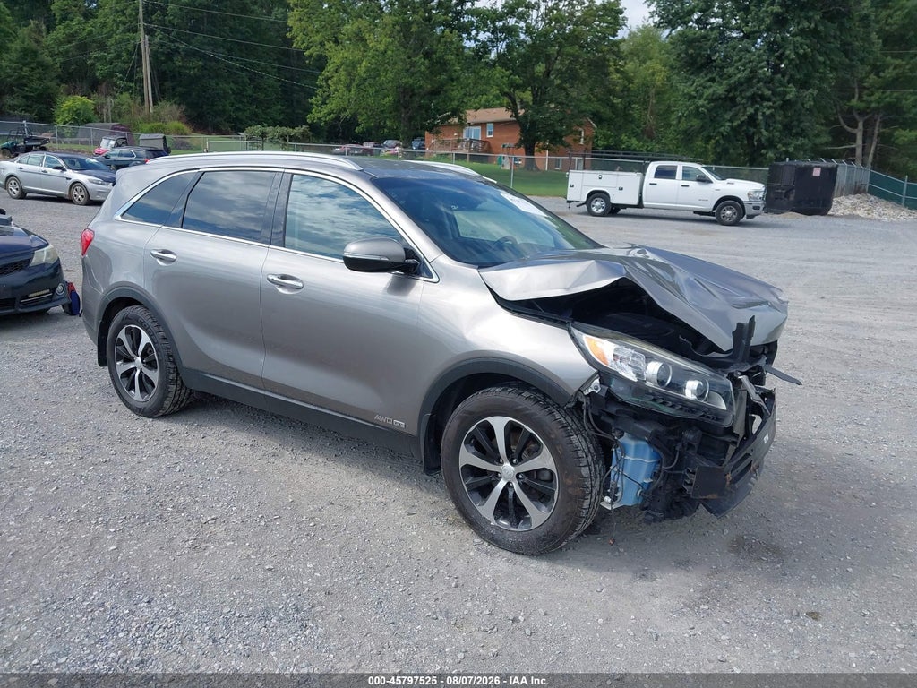 2017 Kia Sorento 3.3L EX photo 1