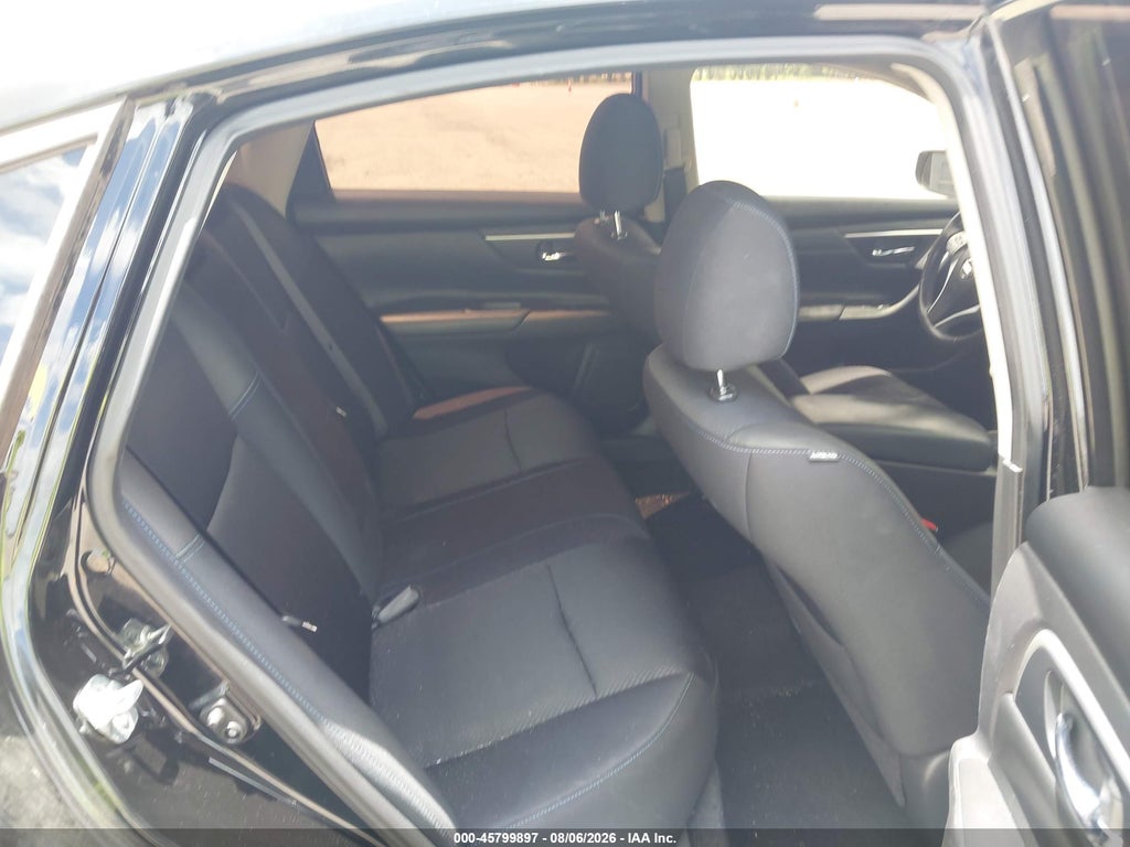 2018 Nissan Altima 2.5 SR photo 8
