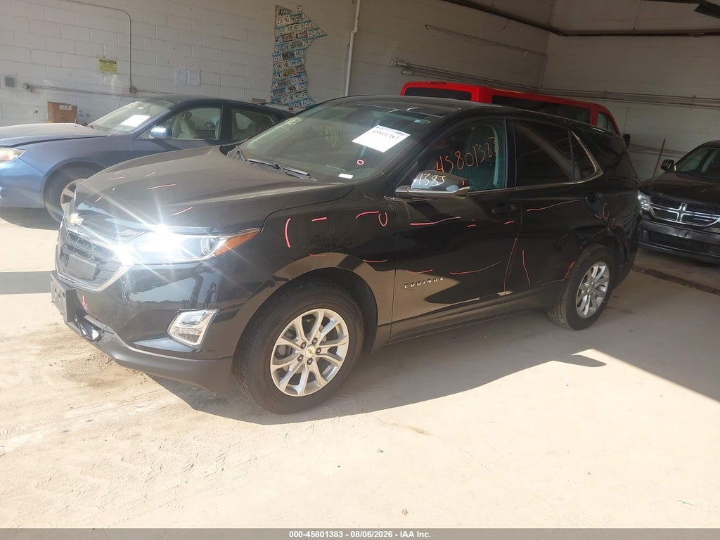 2019 Chevrolet Equinox LT photo 2
