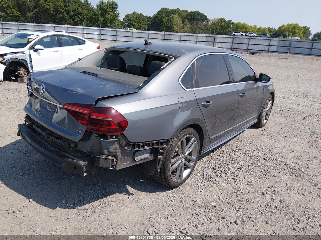 2019 Volkswagen Passat 2.0T SE R-Line photo 4