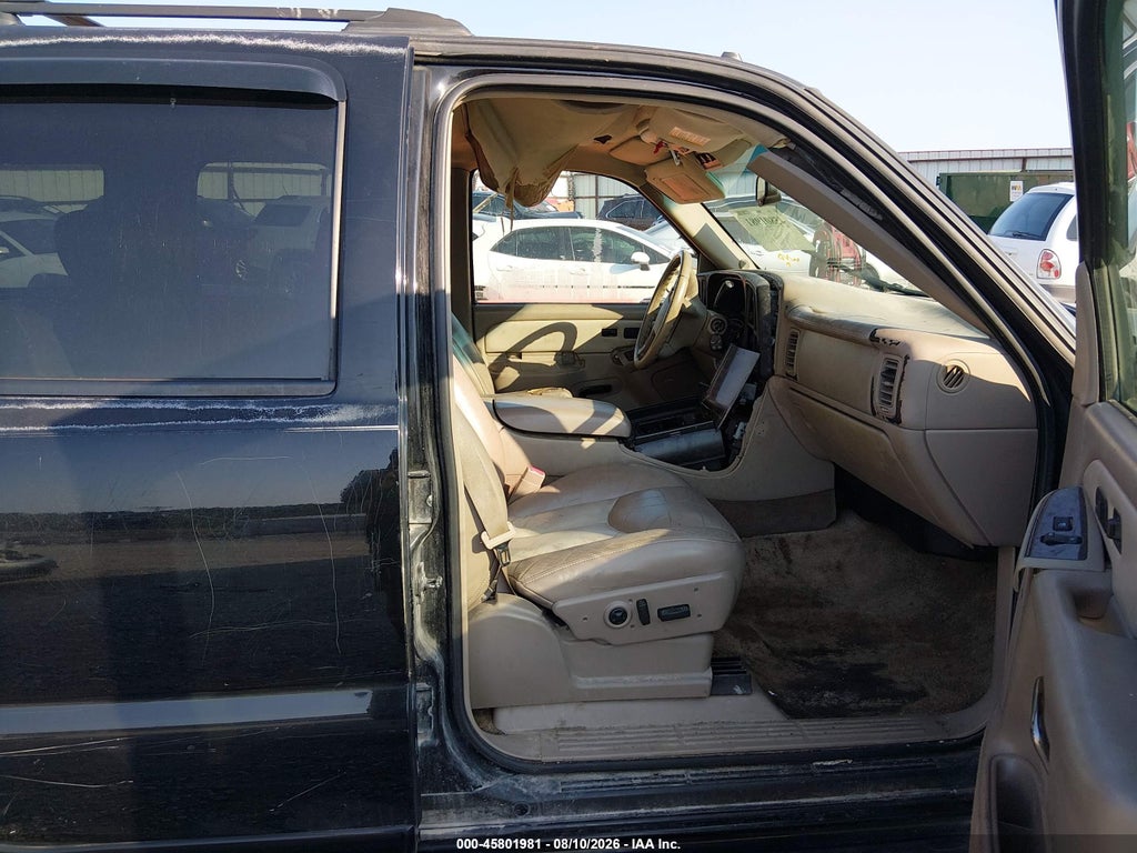 2003 GMC Yukon XL 1500 Denali photo 5