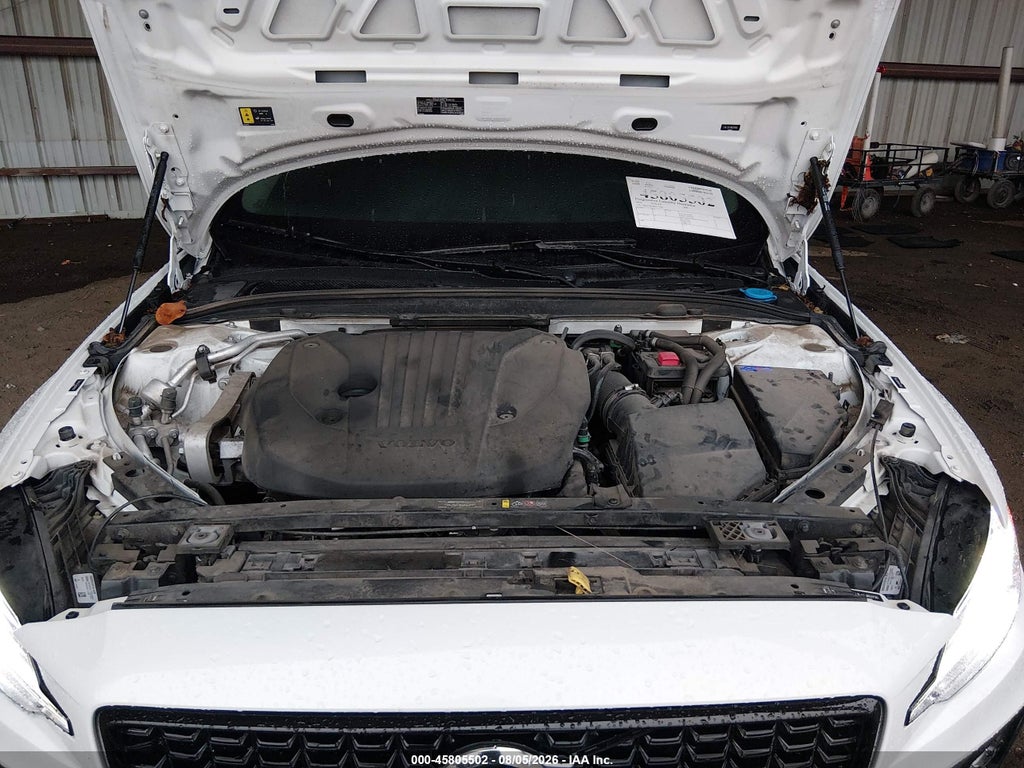 2024 Volvo S60 B5 Plus Dark Theme photo 10