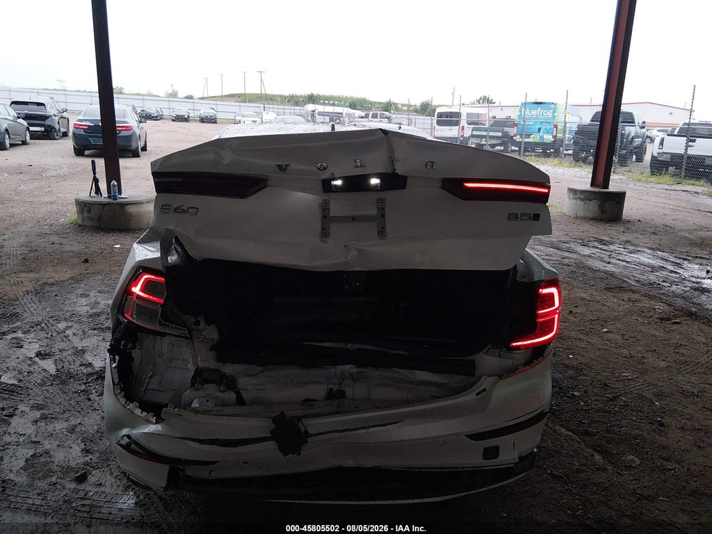 2024 Volvo S60 B5 Plus Dark Theme photo 6