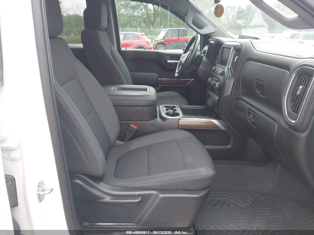 2022 Chevrolet Silverado 1500 LTD 4WD Short BED RST photo 5