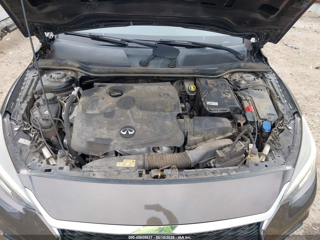 2017 Infiniti QX30 Premium photo 10