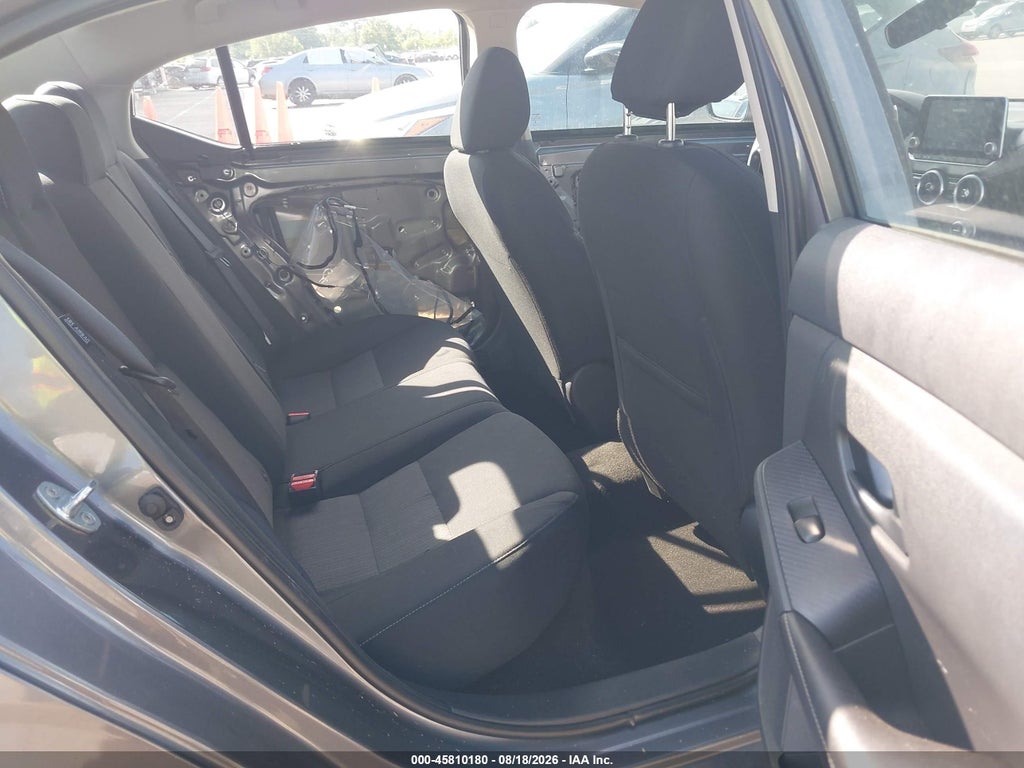 2024 Nissan Sentra SV Xtronic CVT photo 8