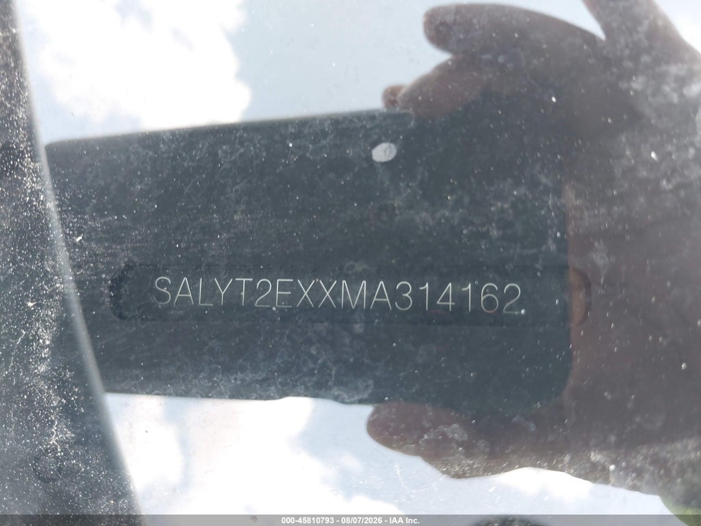 2021 Land Rover Range Rover Velar P250 R-Dynamic S photo 9