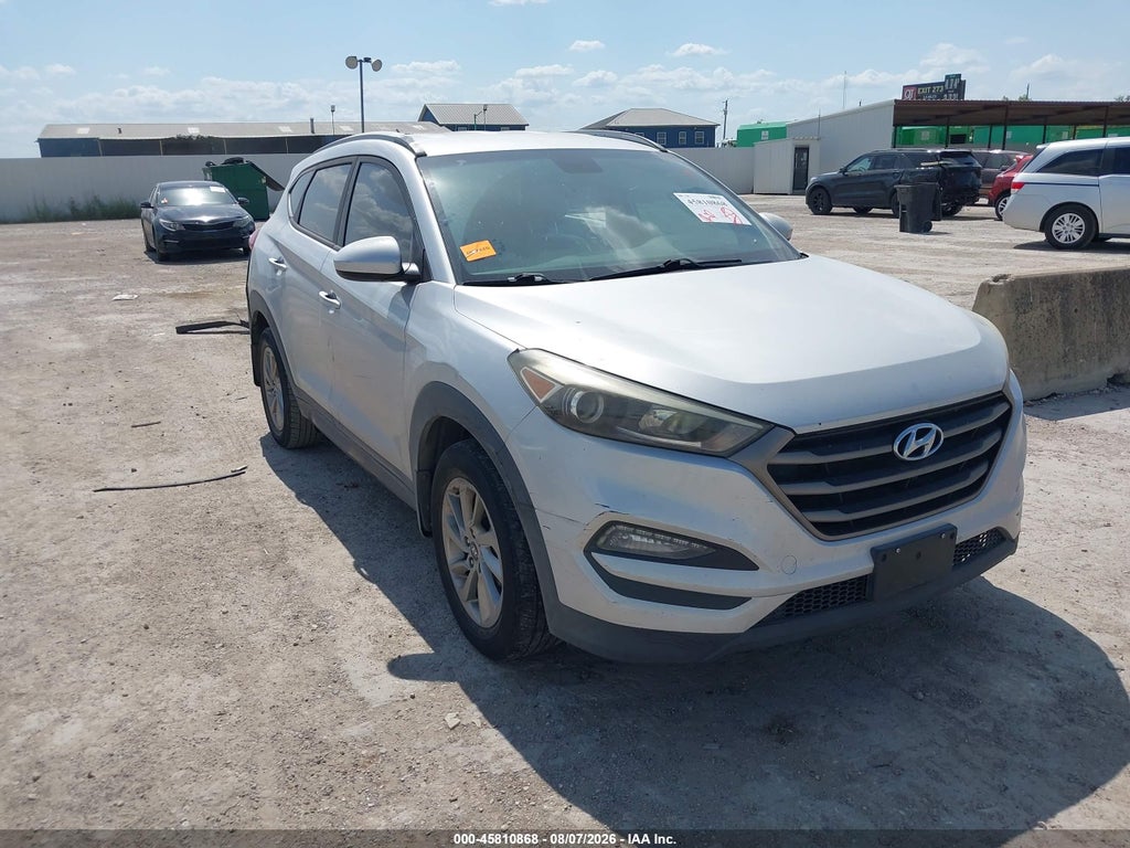 2016 Hyundai Tucson SE photo 1