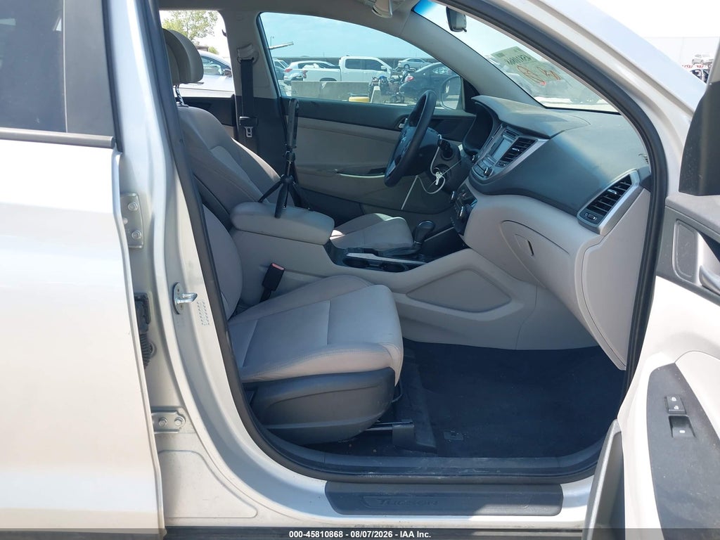2016 Hyundai Tucson SE photo 5