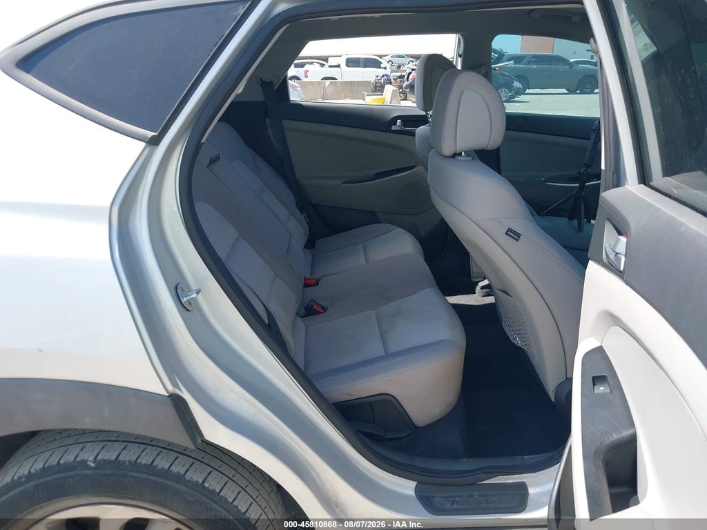 2016 Hyundai Tucson SE photo 8