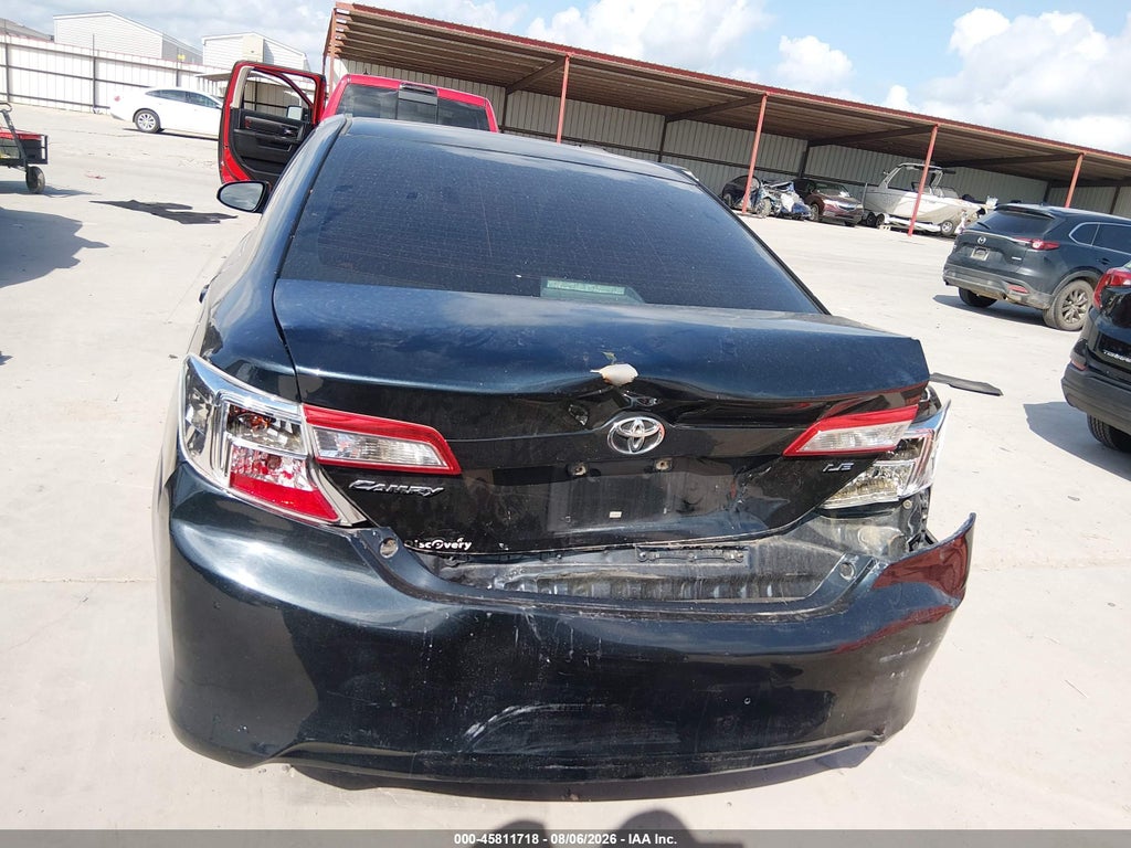 2014 Toyota Camry LE photo 6