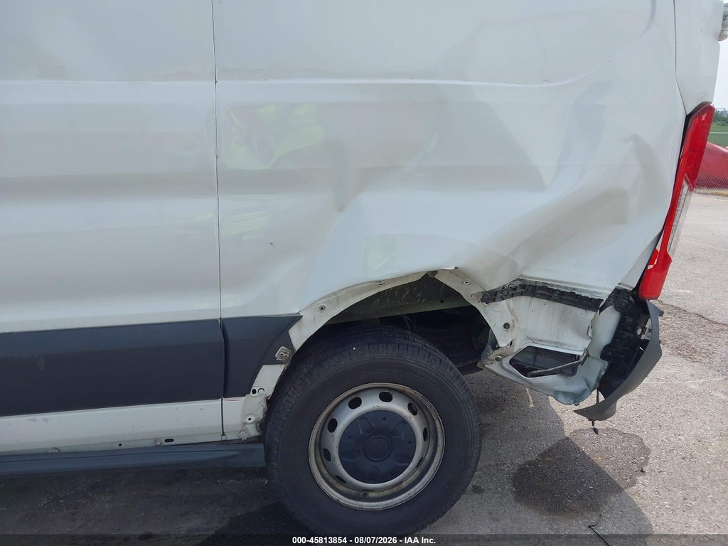 2017 Ford Transit-250 photo 6