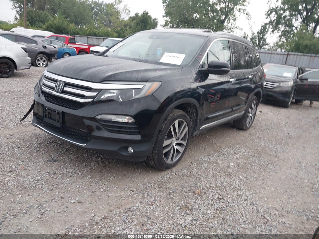 2018 Honda Pilot Touring photo 2