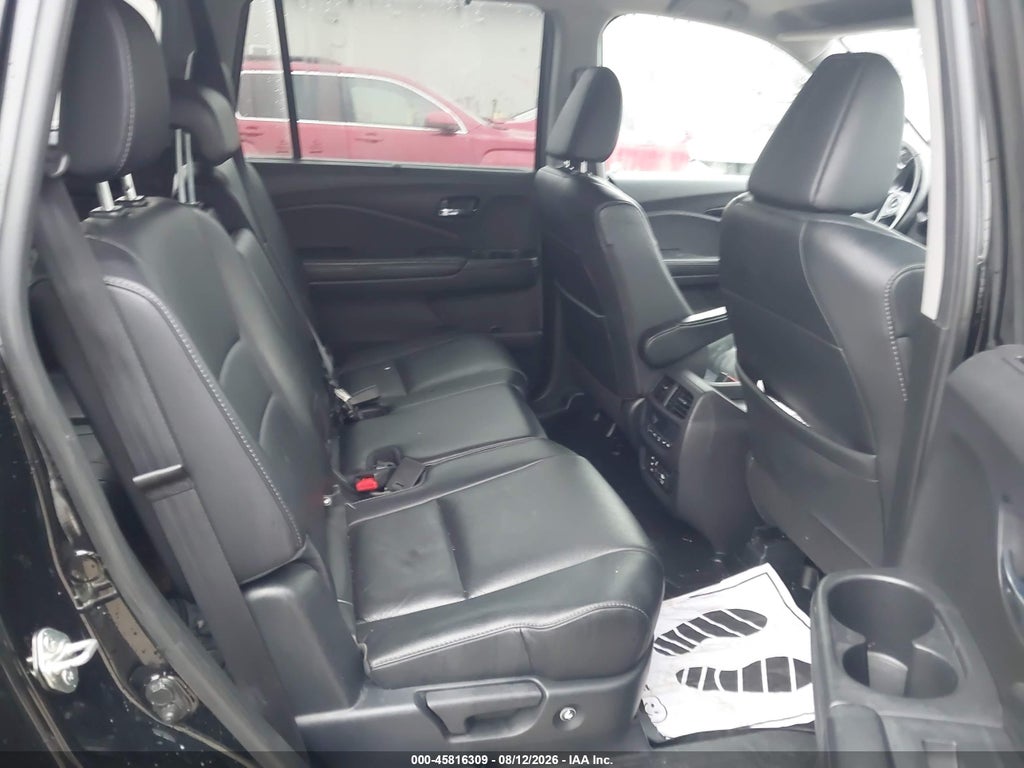 2018 Honda Pilot Touring photo 8