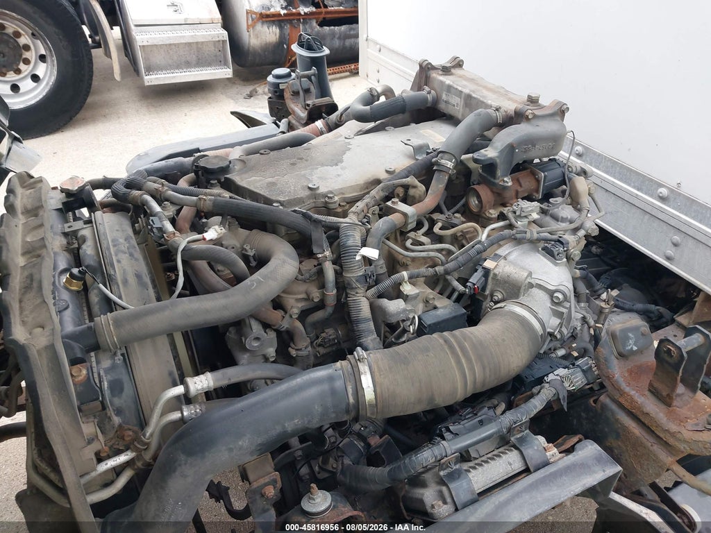 2016 Isuzu NPR DSL REG AT photo 10