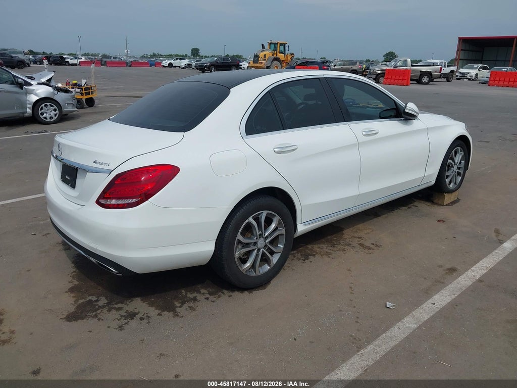2015 Mercedes-Benz C 300 4MATIC photo 4