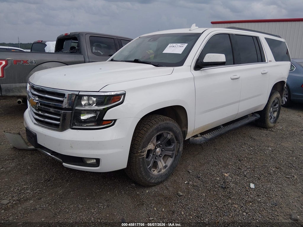 2020 Chevrolet Suburban 4WD LT photo 2