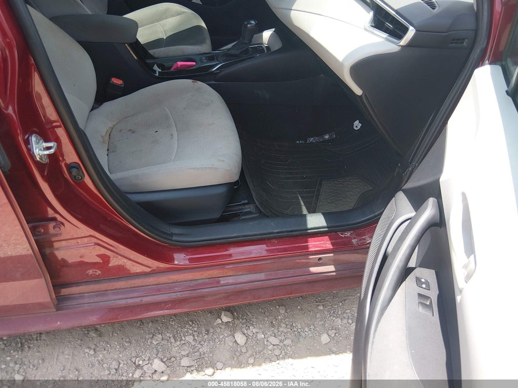 2022 Toyota Corolla LE photo 5