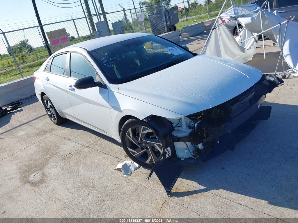 HYUNDAI ELANTRA 2025