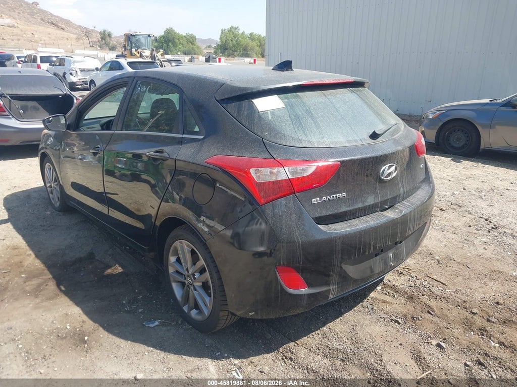 2016 Hyundai Elantra GT photo 3