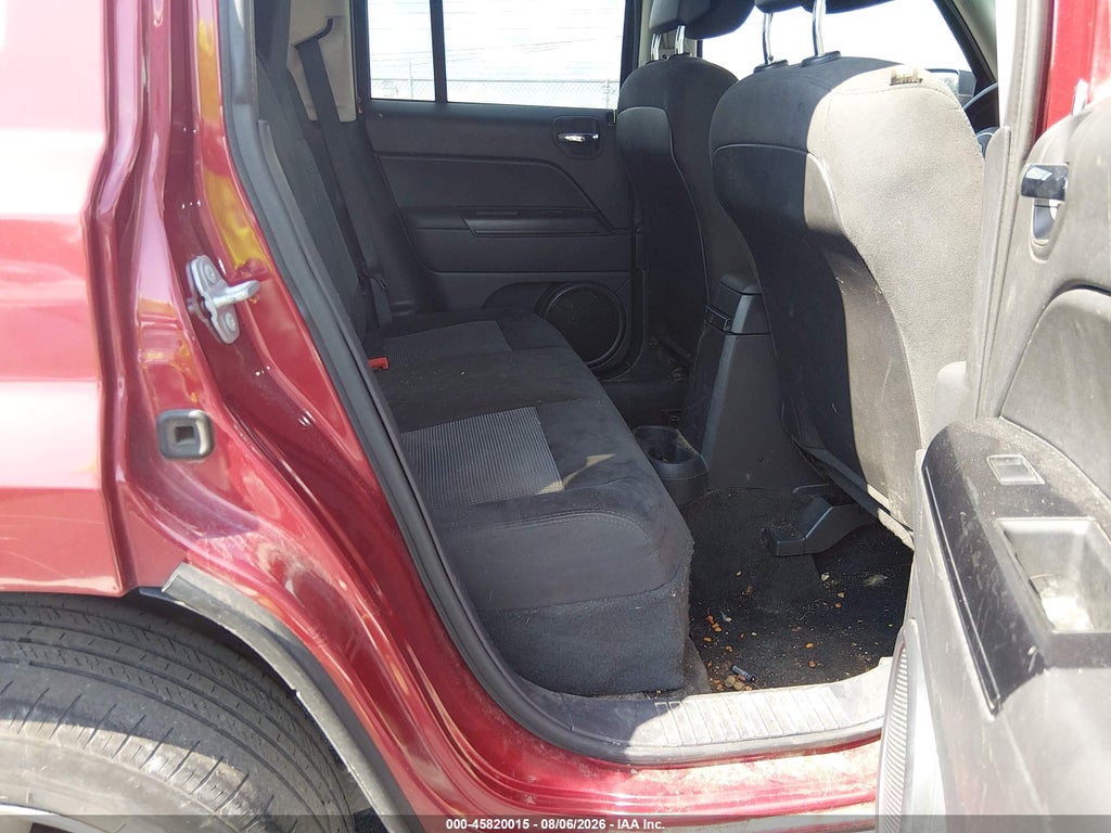 2016 Jeep Patriot Latitude photo 8
