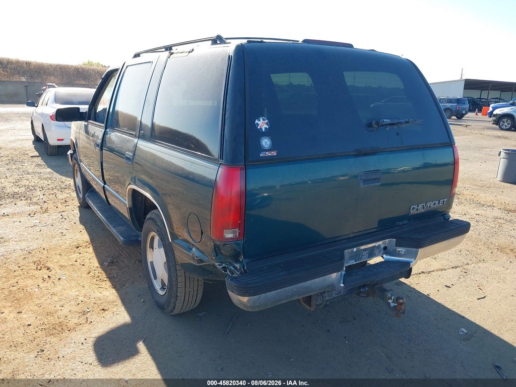 1997 Chevrolet Tahoe LS photo 3