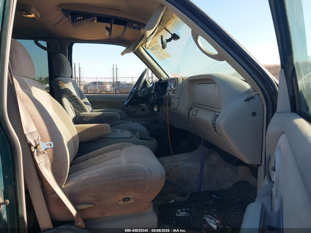1997 Chevrolet Tahoe LS photo 5