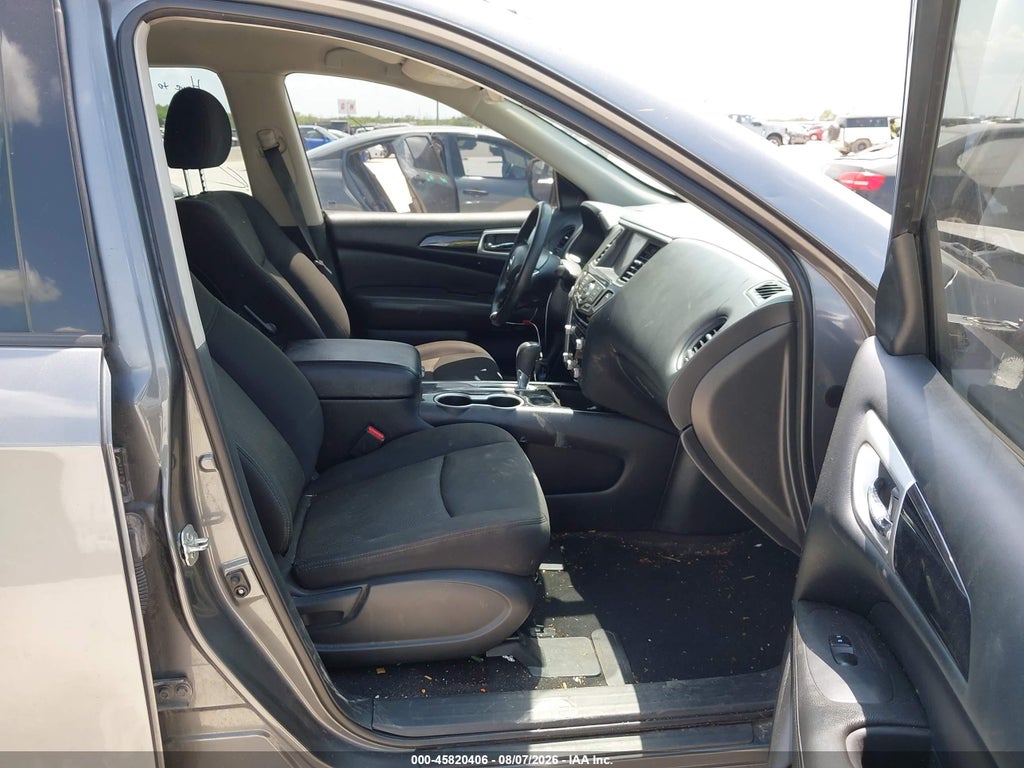 2020 Nissan Pathfinder S 2WD photo 5