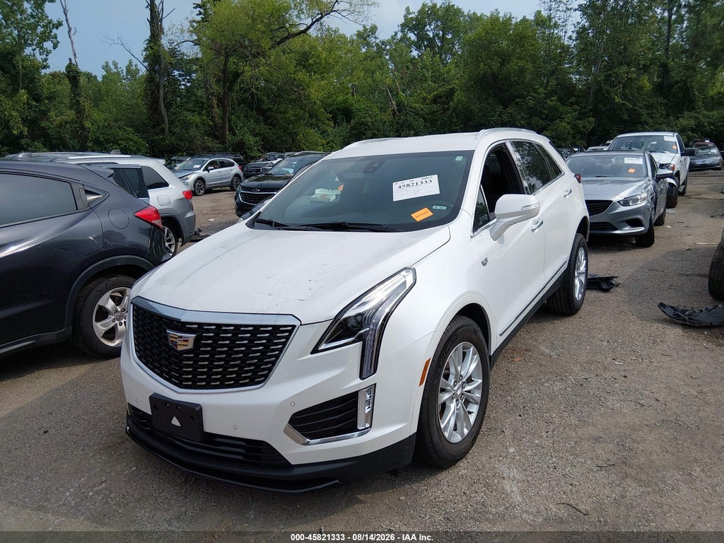 2020 Cadillac XT5 FWD Luxury photo 2