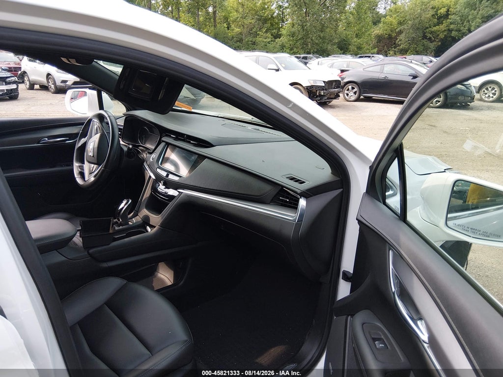 2020 Cadillac XT5 FWD Luxury photo 5