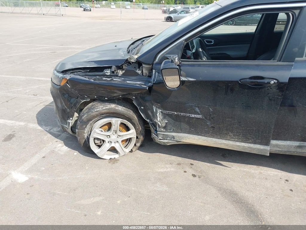 2024 Jeep Compass Latitude 4X4 photo 6