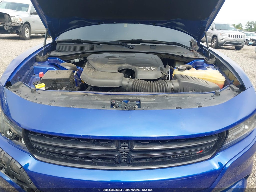 2021 Dodge Charger SXT RWD photo 10