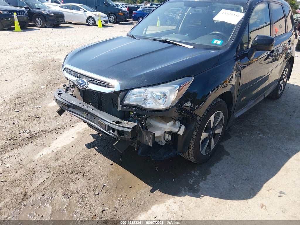 2017 Subaru Forester 2.5I Premium photo 6