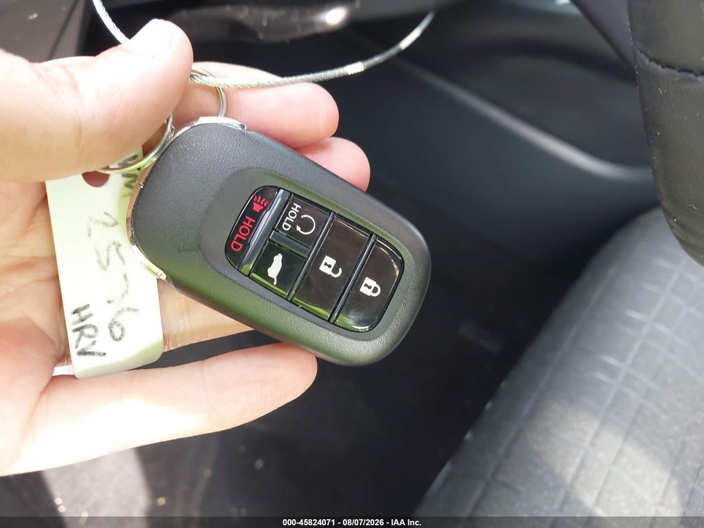 2027 Honda HR-V Sport AWD photo 11
