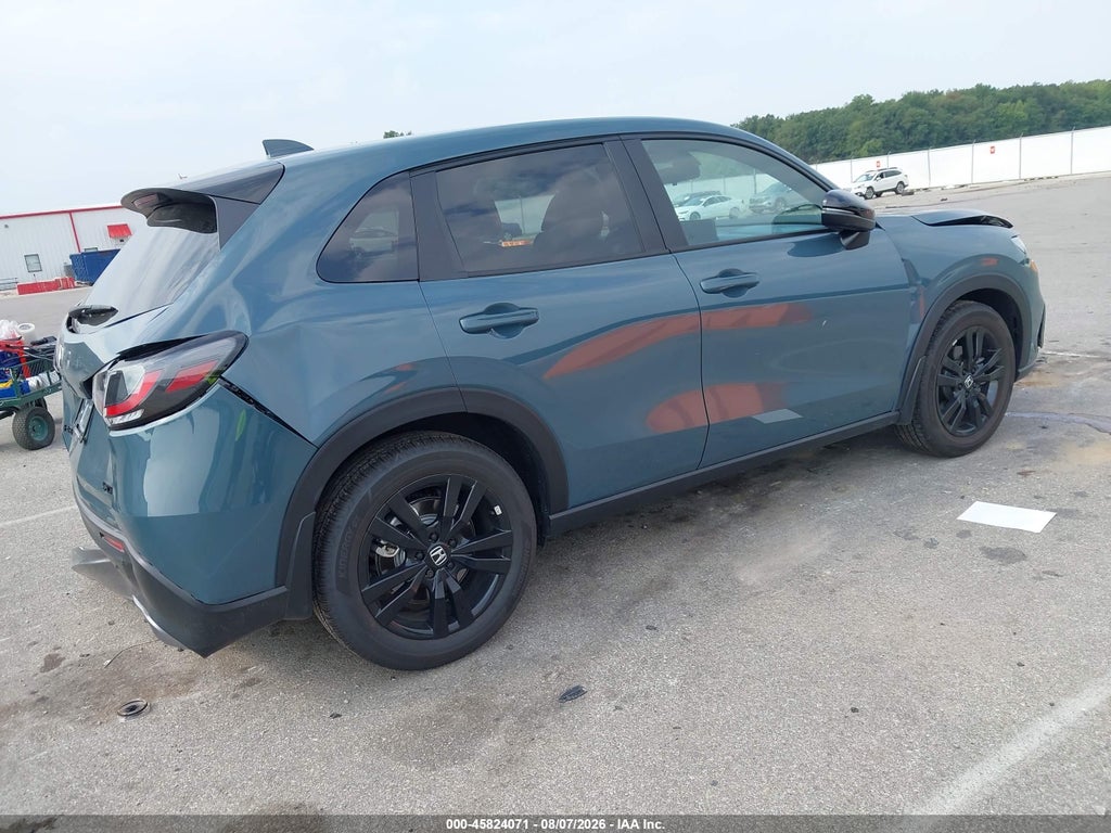 2027 Honda HR-V Sport AWD photo 4