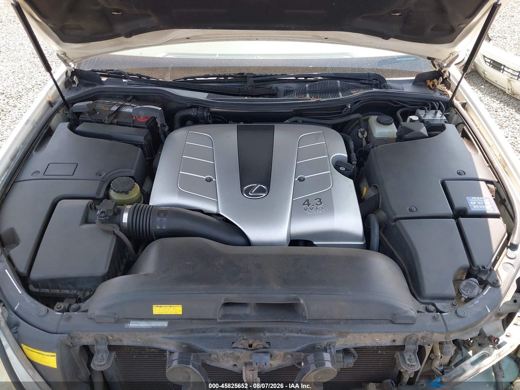 2002 Lexus LS 430 photo 10
