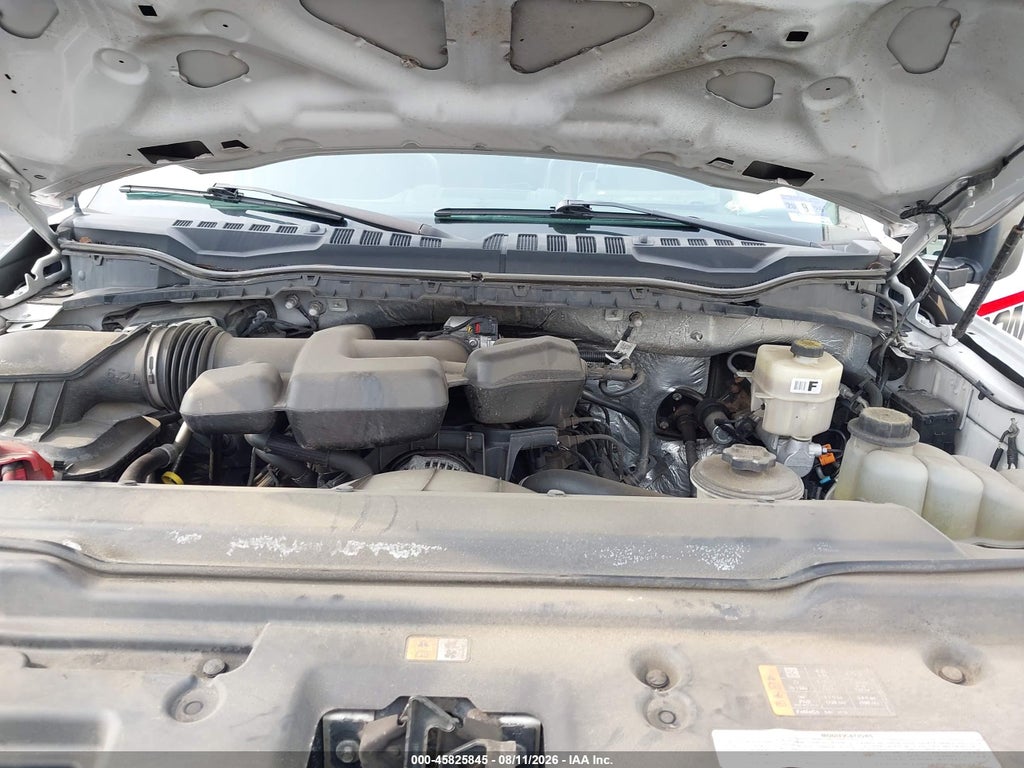 2019 Ford F-350 Chassis XL photo 10