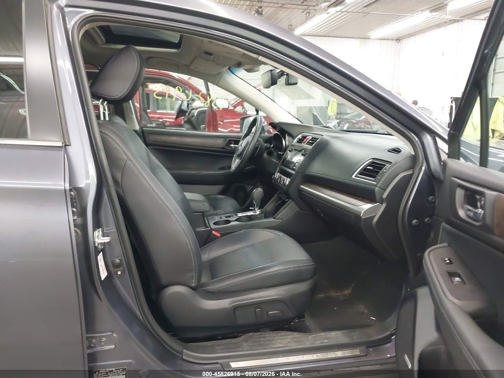 2017 Subaru Outback 2.5I Limited photo 5