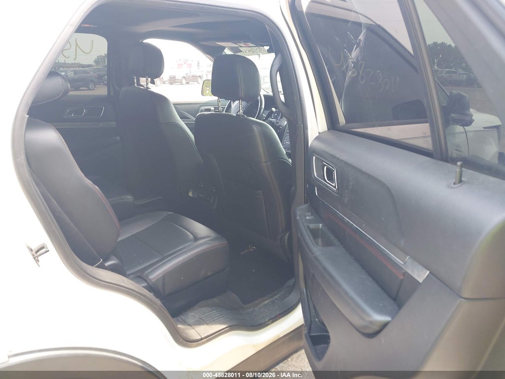 2017 Ford Explorer Sport photo 8