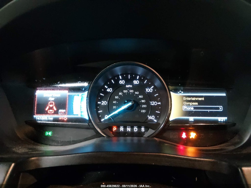 2016 Ford Explorer XLT photo 7