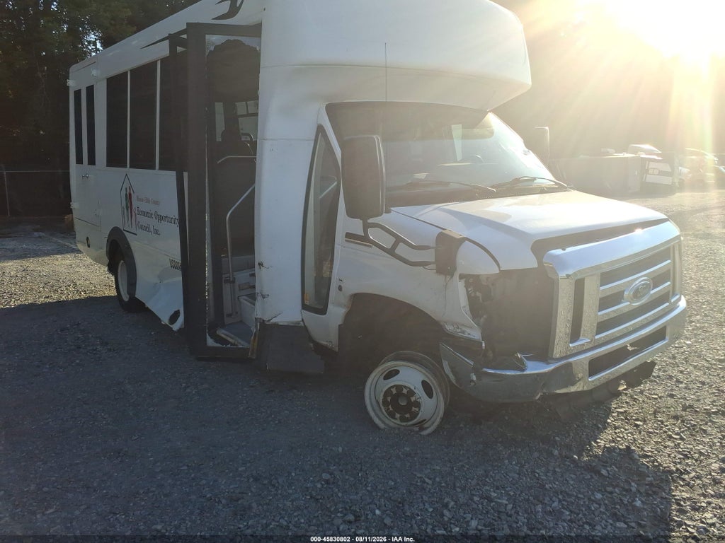 1FDEE3FS2HDC19284 2017 FORD E-350 CUTAWAY photo no. 1