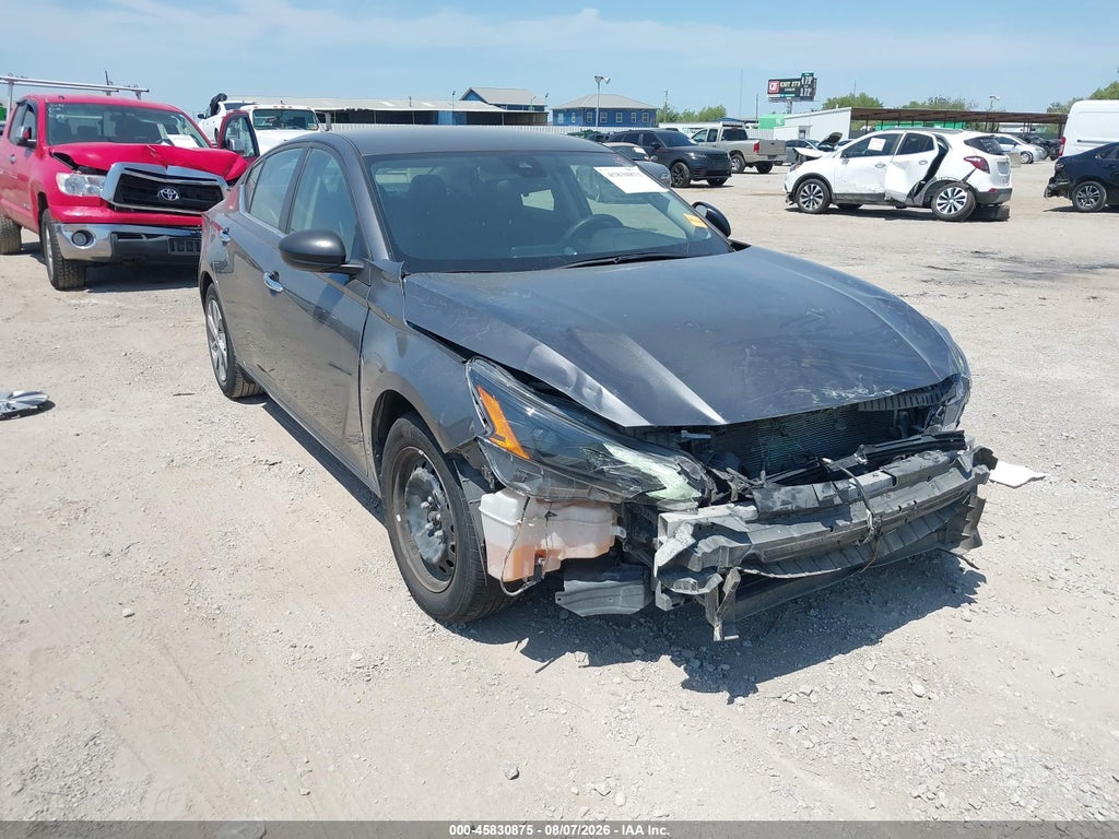 2024 Nissan Altima S FWD photo 1