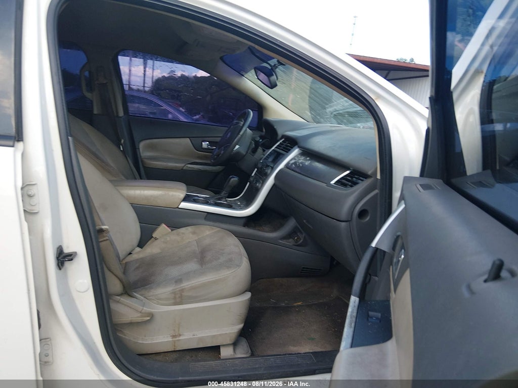 2013 Ford Edge SEL photo 5